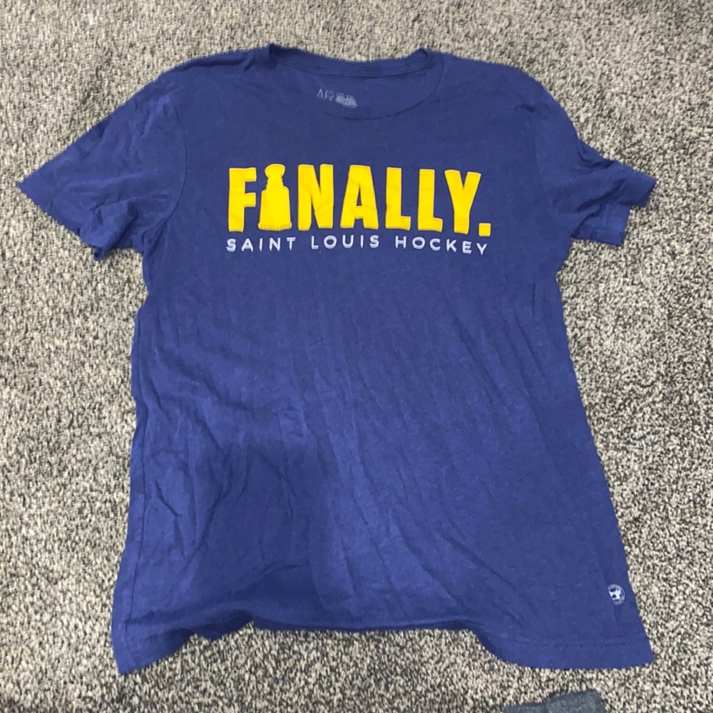 BLUES T-Shirt